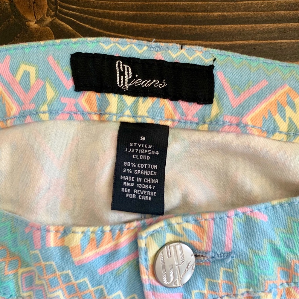 Neon Aztec crop pant - Picture 3 of 3